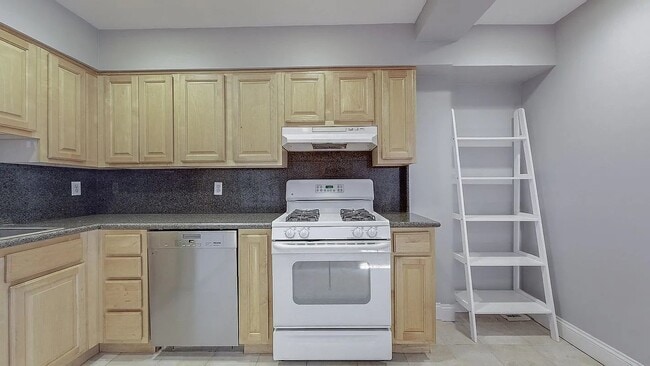 Photo - 83-71 116th St Unit 7B