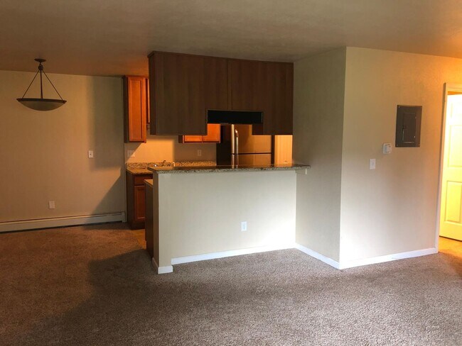 Photo - 2 bed 2 bath condo in a Central East Boulder location. Perfecting for Commuting! Unidad 695 Manhattan Drive