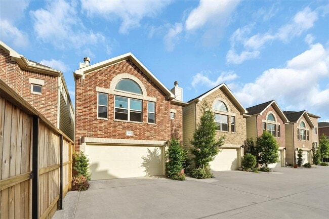 Photo - 3633 Main Plaza Dr