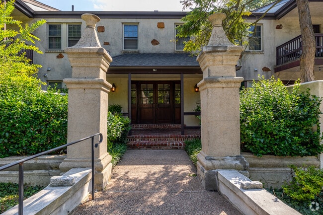 Ardglen Gardens Apartments