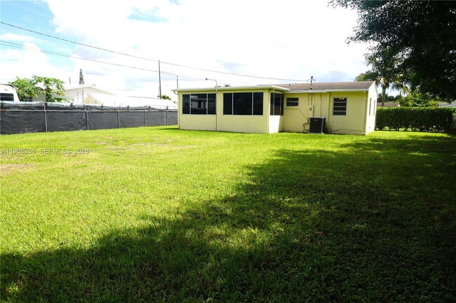 Photo - 1000 NE 13th Ave