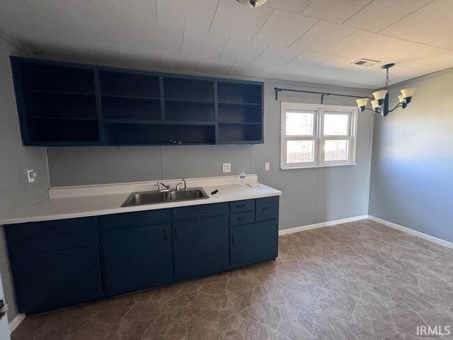 Photo - 1012 W Haines Ave