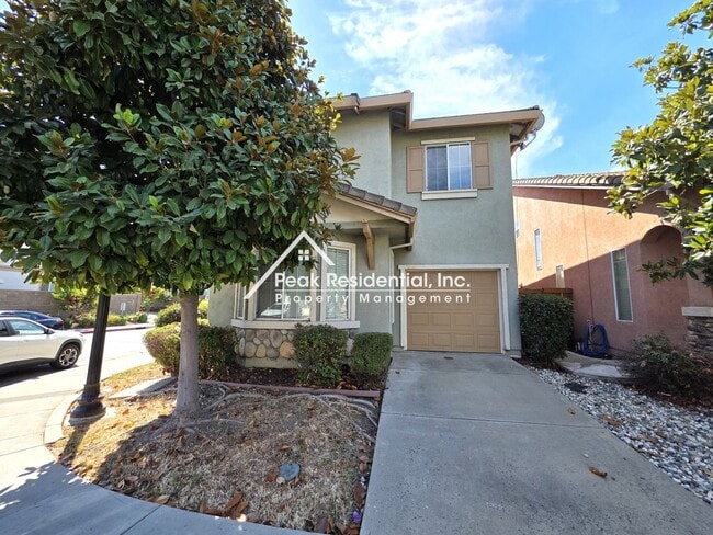 Photo - Spacious 4bd/3ba Sacramento House!