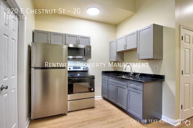 Building Photo - 220 E Chestnut St Unit 2G Rental