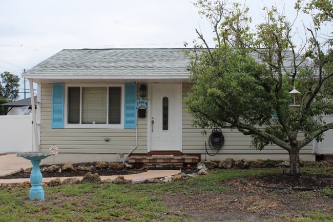Building Photo - 6100-6104 4th Ave S Rental