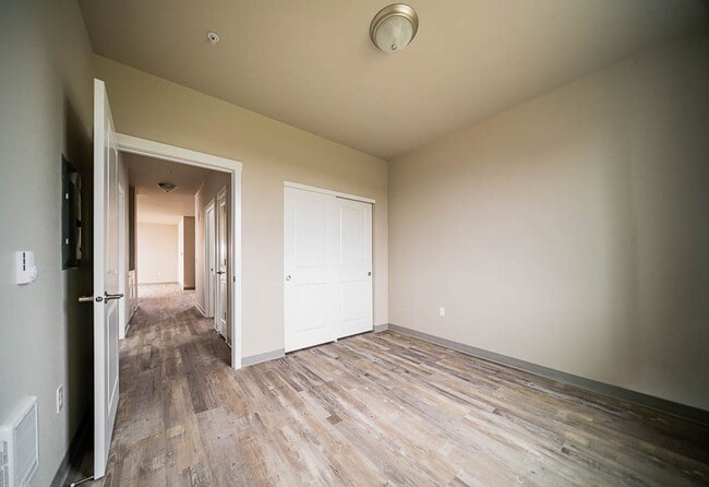 Photo - 169-Franklin Commons