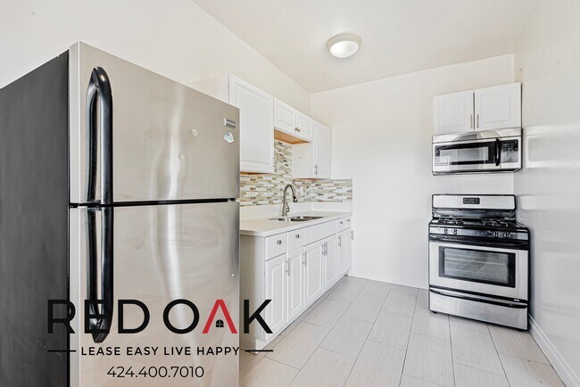 Photo - 2933 1/4 W 8th St-403 Unit 403