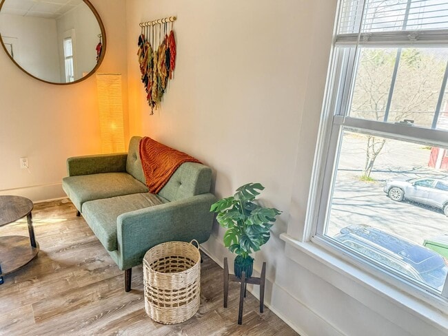 Photo - 5-7 Rock City Rd Unit 2B