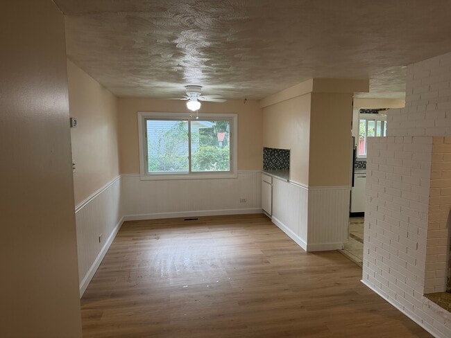1316 Norwell Ln