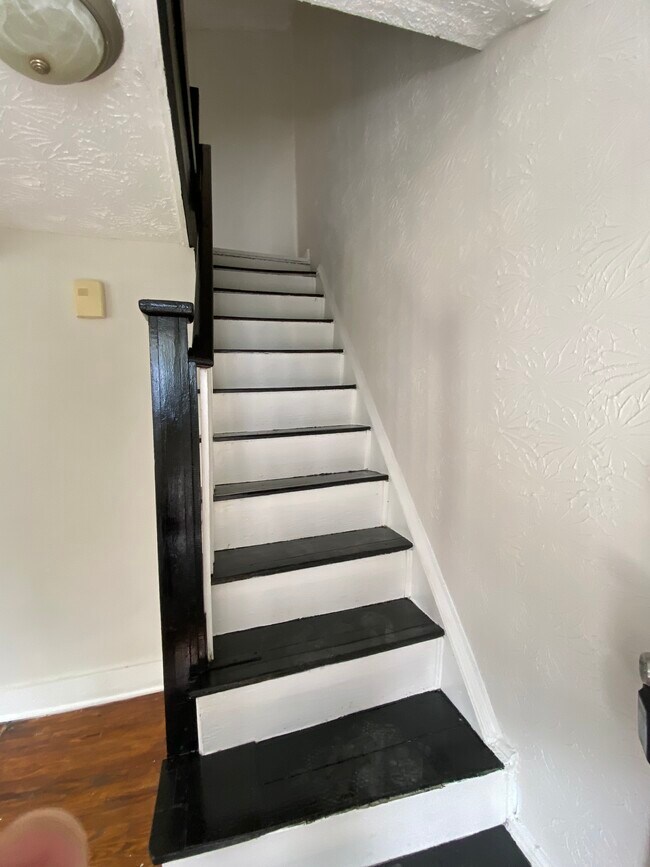 Photo - 2403 Old Dominion St