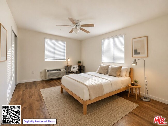 Photo - 1254 W 37th Dr Unit 1252 1/2
