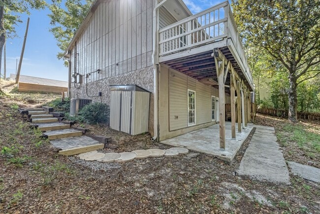 Photo - Private Walkout Basement Unit Overlooking ...