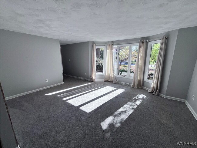 Photo - 306 Randwood Dr