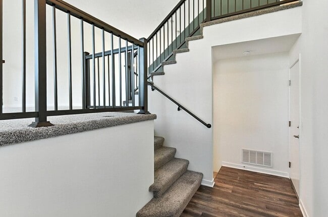 Photo - Near Lake Flanagan