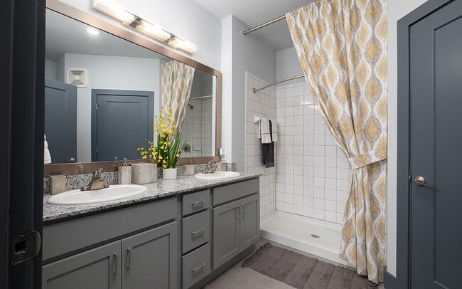 Alliance 2x2 1144 Bathroom - The Gathering at Arbor Greens