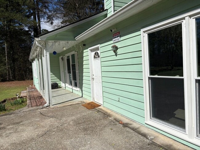 Photo - 429 Strickland Ct