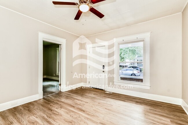 Photo - 3725 Wheeler Ave