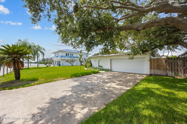 Photo - 485 N Shore Dr