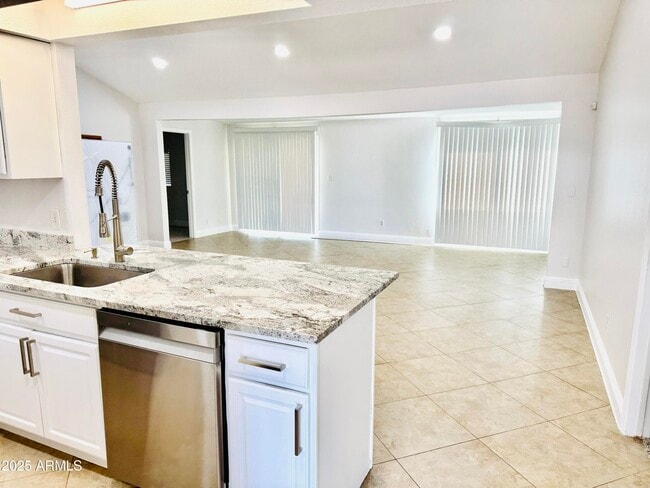 Photo - 1213 E Tonto Ln