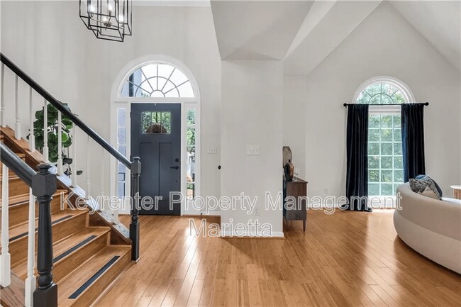 Photo - 991 Gentry Ln