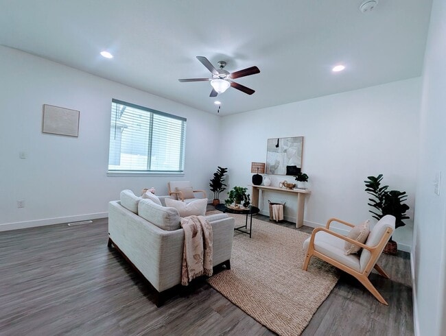 Photo - 1049 Albion Meadow Way