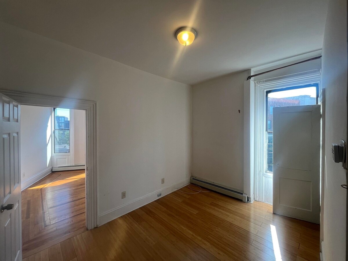 Photo - 30 Coles St Unidad 6