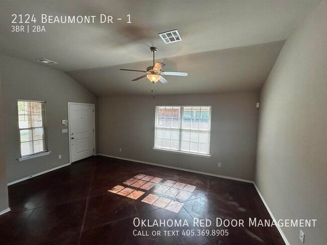Photo - 2124 Beaumont Dr