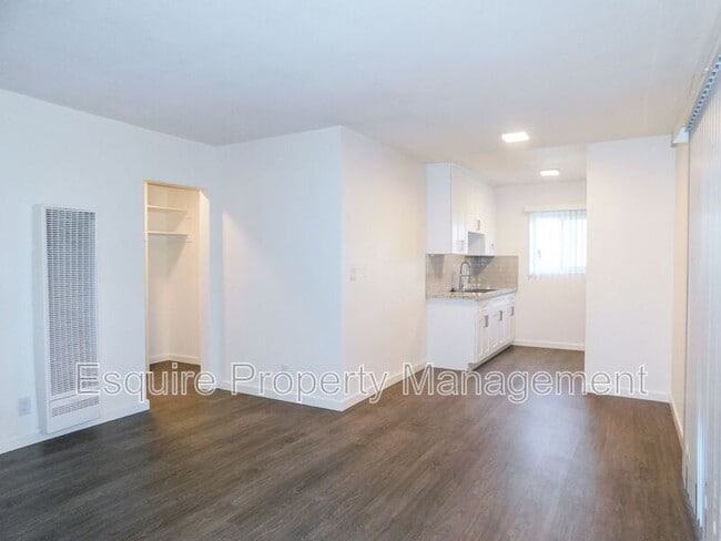 Photo - 710 W Channel Islands Blvd Unit #C5