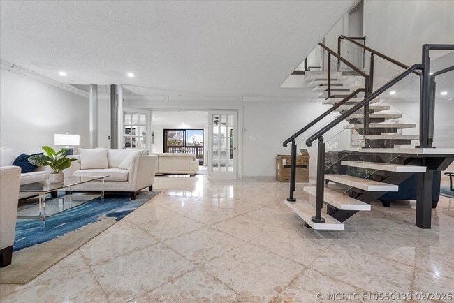 1240 SW 14th Ave