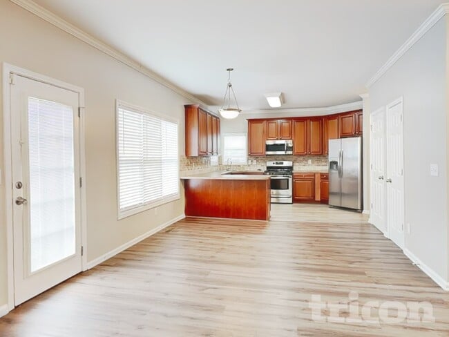 Photo - 310 Victory Commons Overlook