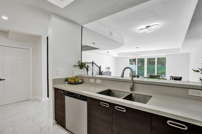 Photo - 2708 NE 30th Pl