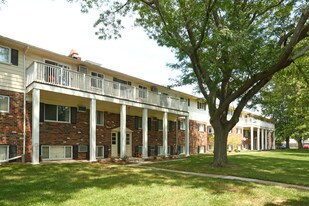Northwood University Michigan Campus Off Housing Apartments Eastlawn Arms Apartments
