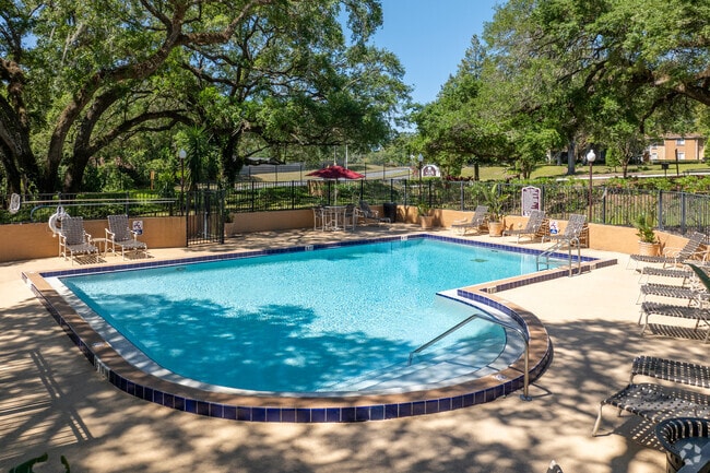 Swimming Pool - Park at Brandywine