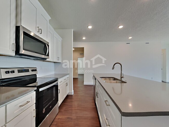 Photo - 3100 N Vigo Ave