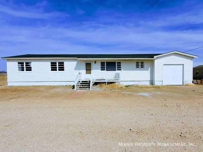 Photo - 15700 Element Rd House