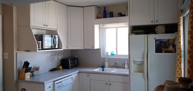 Photo - 1539 S 300 E
