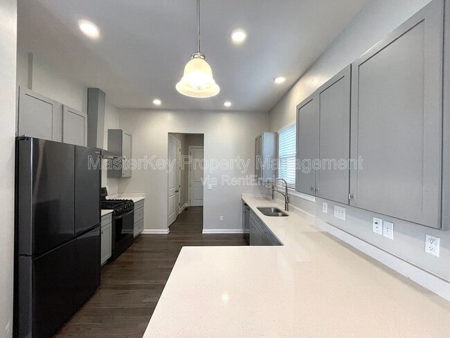 Photo - 929 Ramseur St