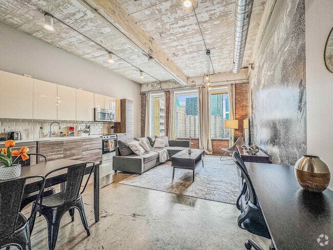 Building Photo - 555 Evergreen St Unit ID1231706P Rental