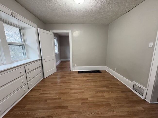 Photo - 1174 Tampa Ave