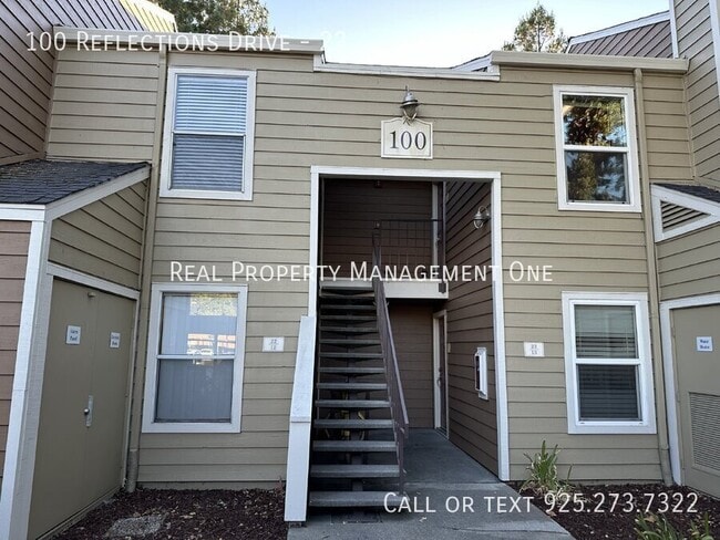 Building Photo - 100 Reflections Dr