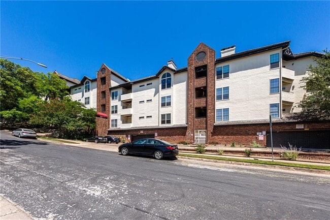 Photo - 3001 Cedar St Unit 306