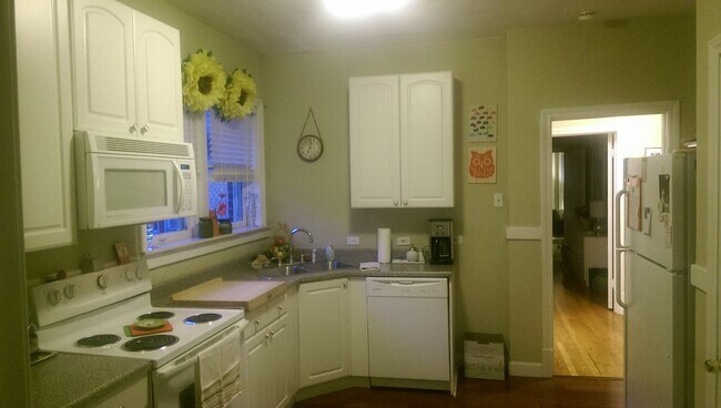 Photo - 7341 Amherst Ave Unit 2nd floor