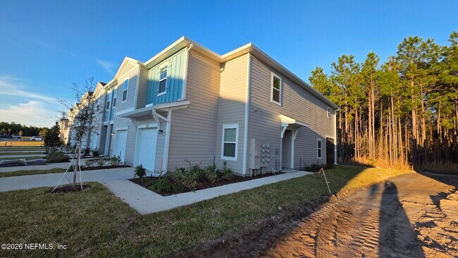 Photo - 146 Hubbard Bnd