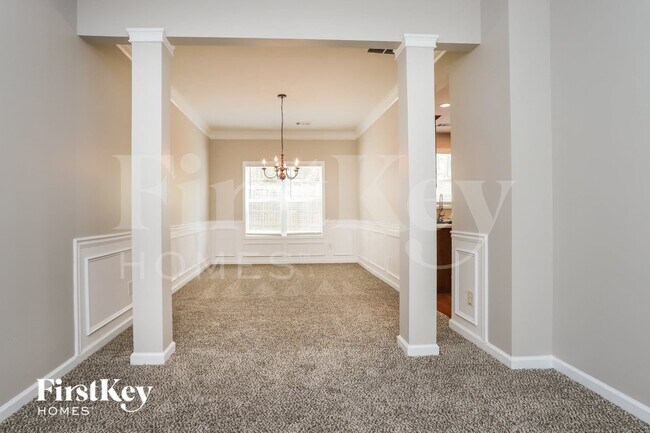 Photo - 2009 Raegan Way