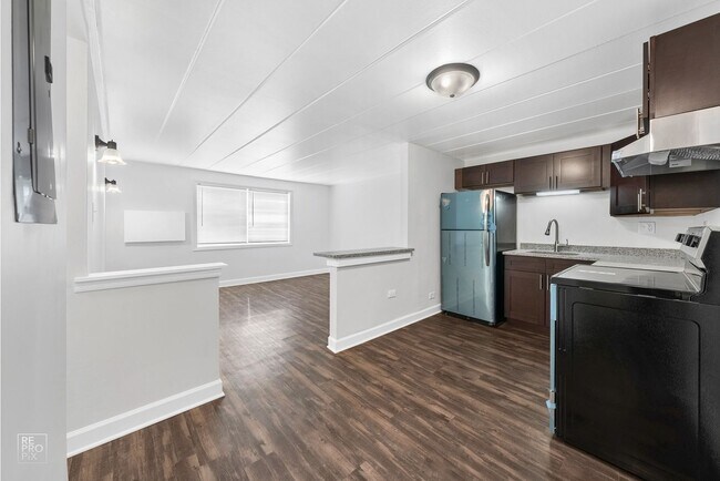 Photo - 5129 W Roosevelt Rd Unidad B8