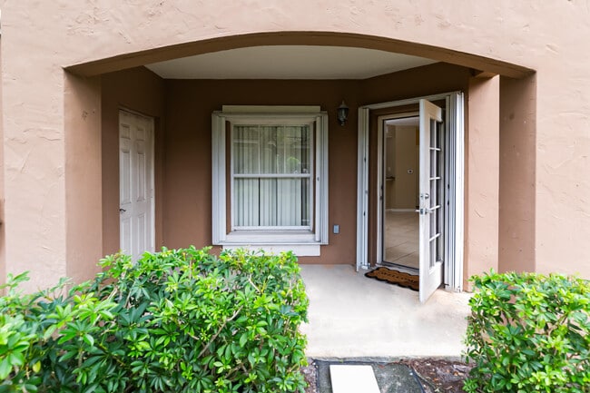 Photo - 5060 Fairways Cir Unit 109