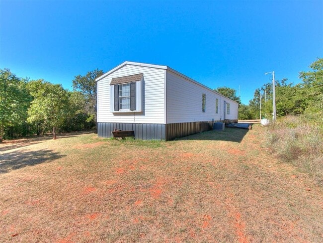 Photo - 7741 142nd St