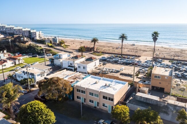 Photo - 112 Marina Ave Unit 112