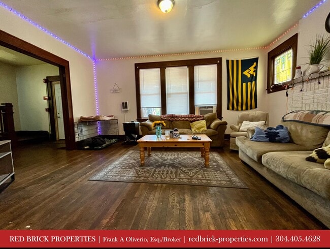 Photo - 771 Willey St