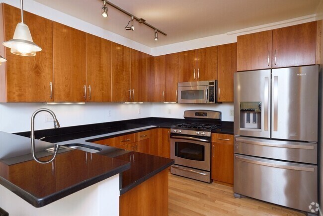 Building Photo - 24 Bay State Rd Unit 7 Rental